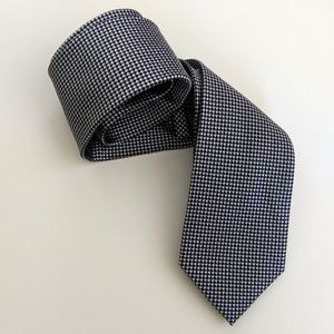 Joseph Abboud 100% Silk Necktie